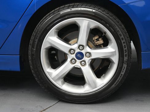 Used 2017 Ford Fusion SE w/ Equipment Group 201A FWD image 20