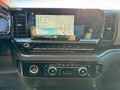 Used 2023 GMC Sierra 1500 SLT w/ SLT Premium Package AWD/4WD image 15