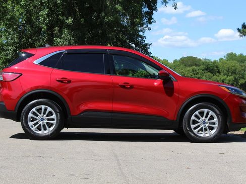 Used 2020 Ford Escape SE AWD/4WD image 8