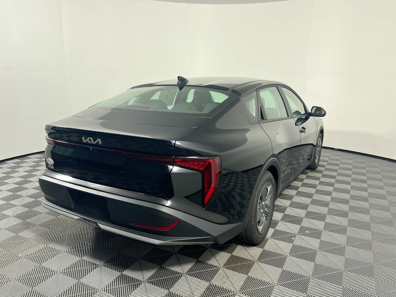New 2026 Kia K4 FWD image 2