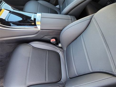 New 2026 Mercedes-Benz GLC 300 4MATIC image 8