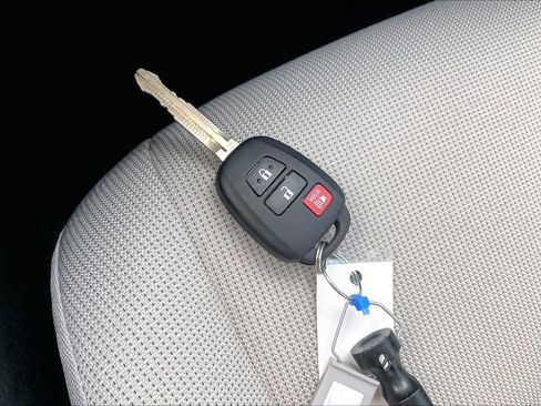 Used 2026 Toyota Corolla Cross L FWD image 14