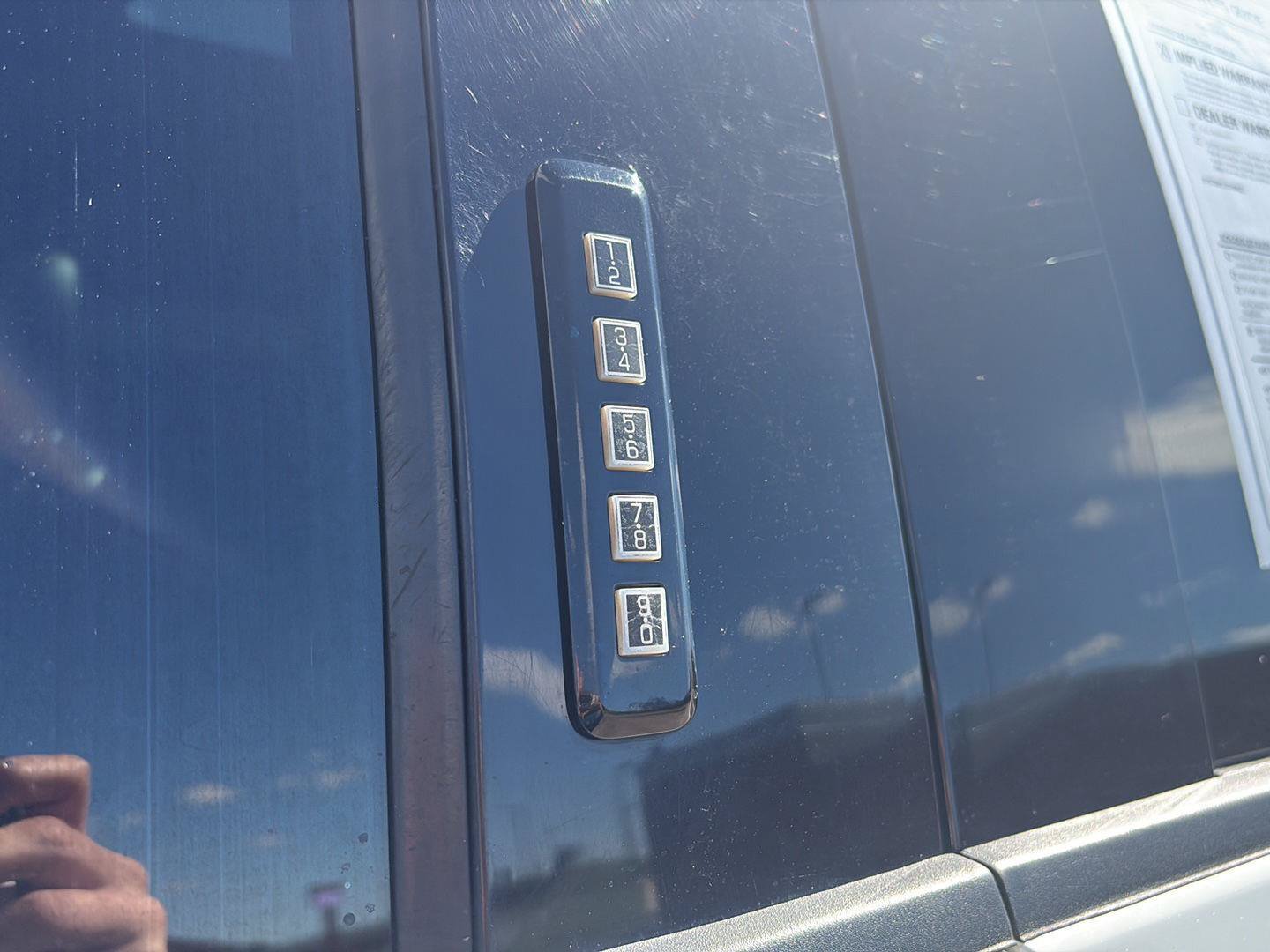 Used 2020 Ford F350 Lariat AWD/4WD image 9