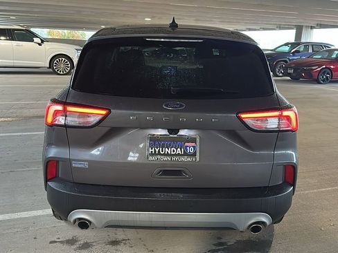 Used 2021 Ford Escape SE w/ Convenience Package image 11