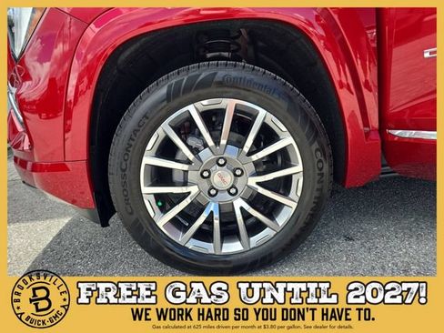 New 2026 GMC Terrain Denali w/ LPO, Floor Liner Package AWD/4WD image 30