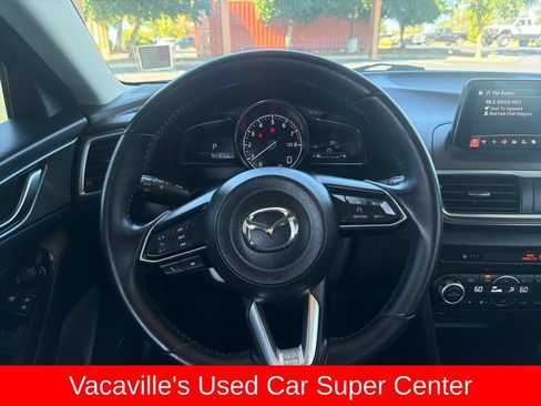 Used 2017 MAZDA MAZDA3 Grand Touring FWD image 14