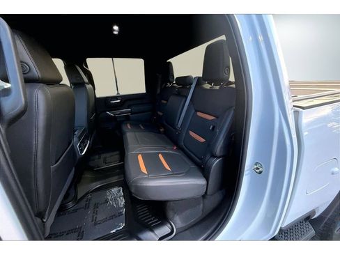 Used 2022 GMC Sierra 3500 AT4 image 23