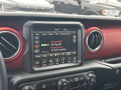 Used 2019 Jeep Wrangler Unlimited Rubicon image 30