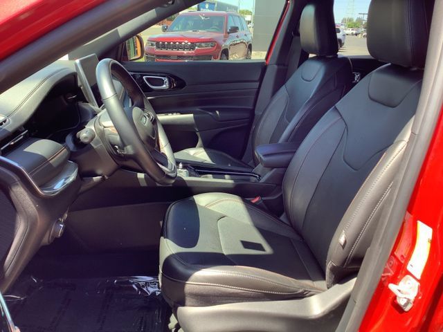 Used 2022 Jeep Compass Limited w/ (RED) Package AWD/4WD image 8