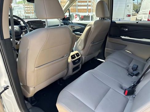 Used 2022 Honda Pilot EX-L image 13