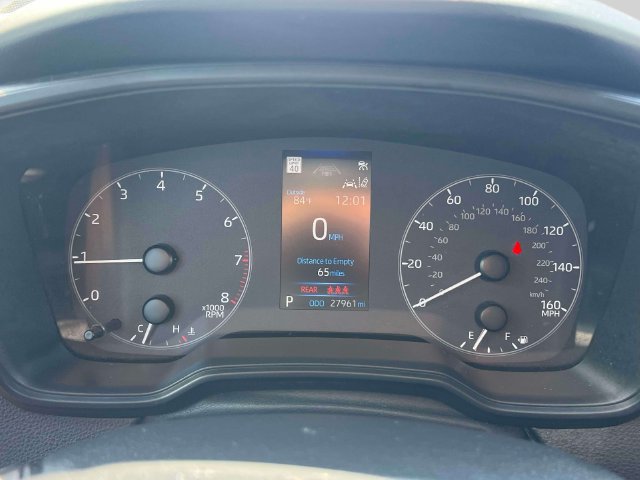 Used 2024 Toyota Corolla LE FWD image 29