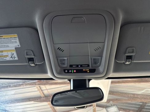 Used 2019 GMC Terrain SLE w/ Driver Convenience Package image 14