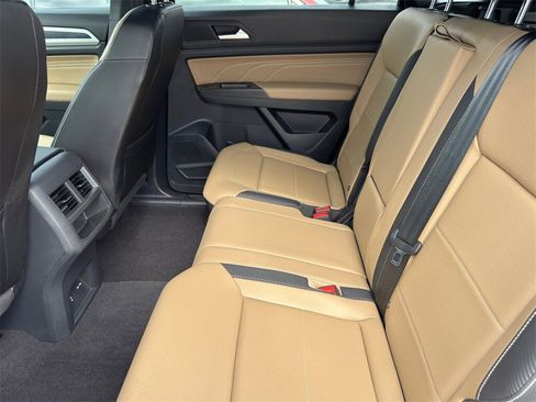 Used 2023 Volkswagen Atlas Cross Sport SE w/ Panoramic Sunroof Package image 30