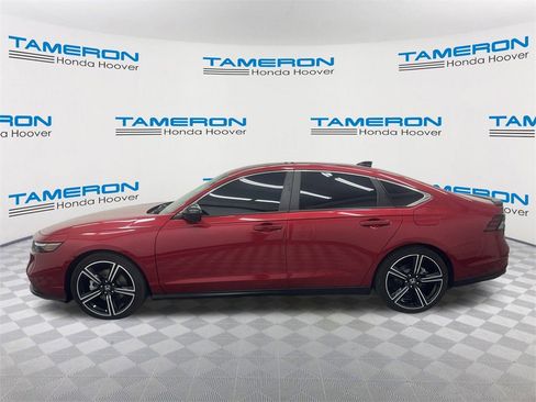 Used 2024 Honda Accord Sport image 2