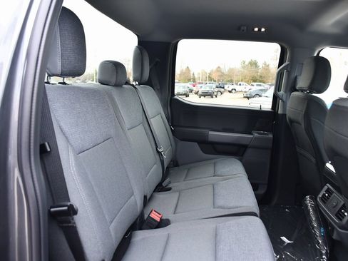 Used 2025 Ford F150 Lightning XLT image 17