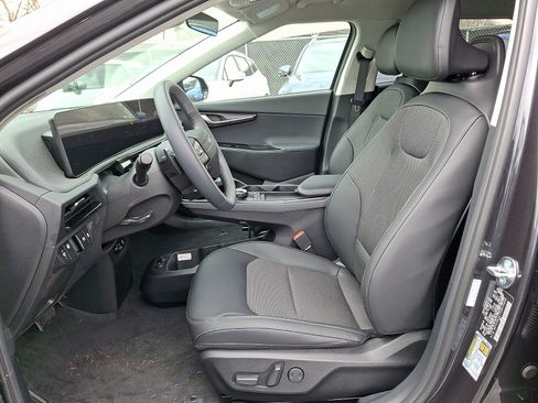 New 2025 Kia EV6 Light image 8