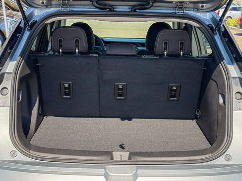 New 2027 Chevrolet Bolt LT w/ Comfort Package image 24