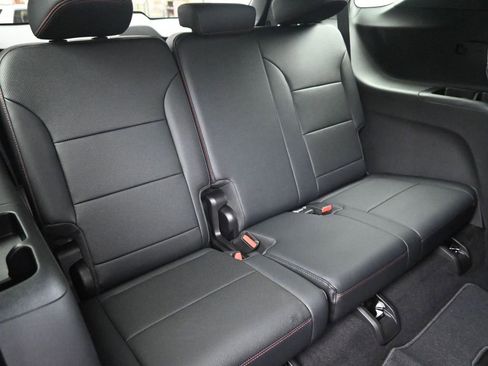 New 2026 Chevrolet Traverse Z71 image 9