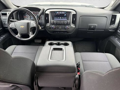 Used 2018 Chevrolet Silverado 1500 LT w/ LT Eassist Package image 16