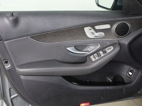 Used 2019 Mercedes-Benz C 300 Sedan image 26