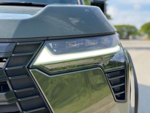 Used 2024 Lexus GX 550 AWD/4WD image 12