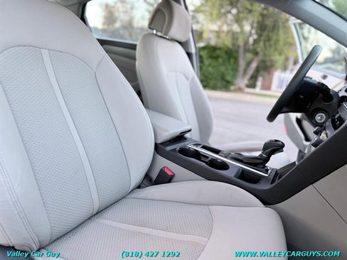 Used 2015 Hyundai Sonata SE w/ Option Group 09 image 10