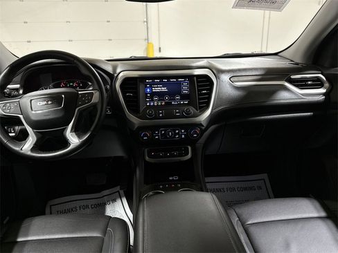 Used 2023 GMC Acadia SLT image 10