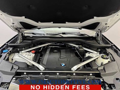 Used 2023 BMW X5 xDrive40i w/ Premium Package AWD/4WD image 10