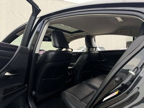 Used 2019 Lexus ES 350 w/ Premium Package FWD image 19