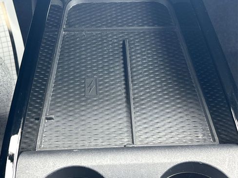 Used 2022 Ford Mustang Mach-E Select image 37