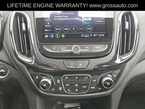 Used 2023 Chevrolet Equinox Premier AWD/4WD image 24
