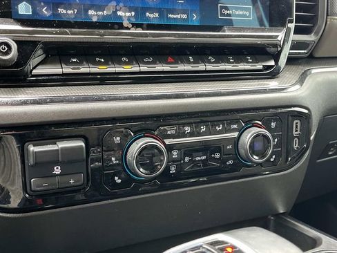 Certified 2023 Chevrolet Silverado 1500 ZR2 AWD/4WD image 35