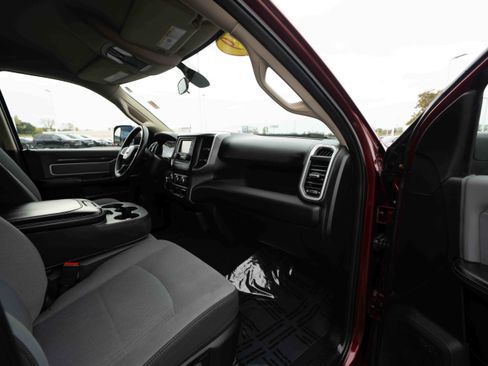 Used 2019 RAM 2500 Big Horn image 24