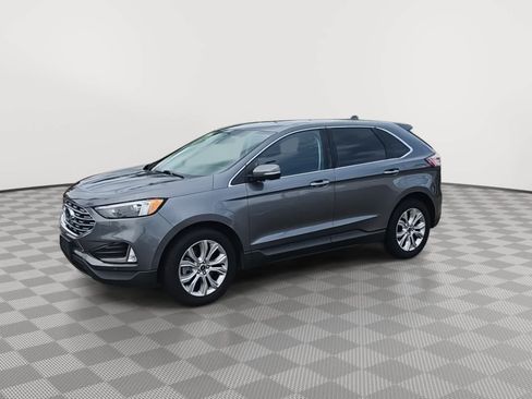 Used 2022 Ford Edge Titanium AWD/4WD image 4