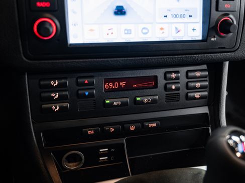 Used 2005 BMW M3 Coupe image 24