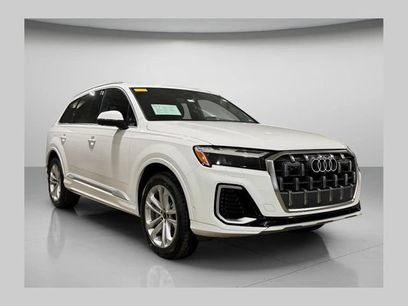 Used 2025 Audi Q7 3.0T Premium Plus