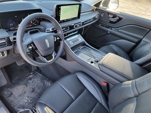 New 2026 Lincoln Aviator Reserve image 18
