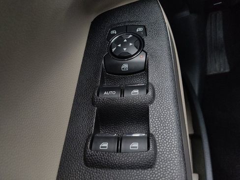 Used 2020 Ford EcoSport S FWD image 27