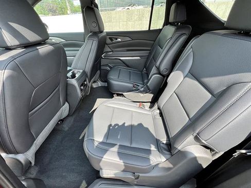 New 2027 Chevrolet Traverse LT w/ Driver Confidence Package AWD/4WD image 17