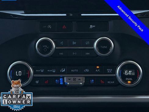 Used 2024 Ford Expedition XLT image 18