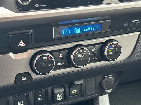 Used 2022 Toyota Tacoma SR5 image 20