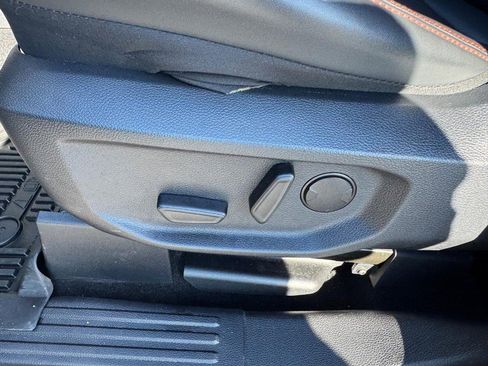 Used 2025 Ford Ranger Raptor image 16