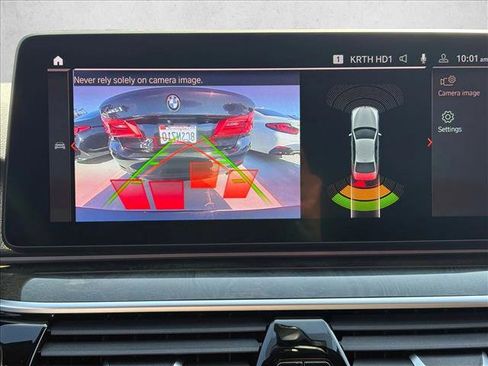 Used 2023 BMW 530i image 14