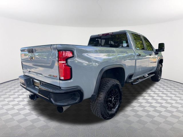 Used 2024 Chevrolet Silverado 2500 ZR2 w/ Technology Package AWD/4WD image 5