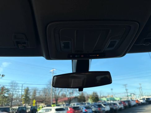 Used 2022 Chevrolet Silverado 1500 RST w/ Z71 Off-Road Package image 32