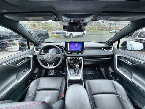 Used 2024 Toyota RAV4 XSE w/ Premium Package image 23