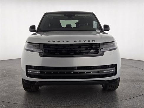 New 2026 Land Rover Range Rover SE image 8