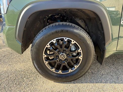 Used 2022 Toyota Tundra SR5 w/ TRD Off-Road Package AWD/4WD image 11
