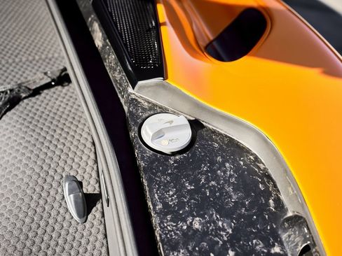 Used 2023 McLaren GT image 22