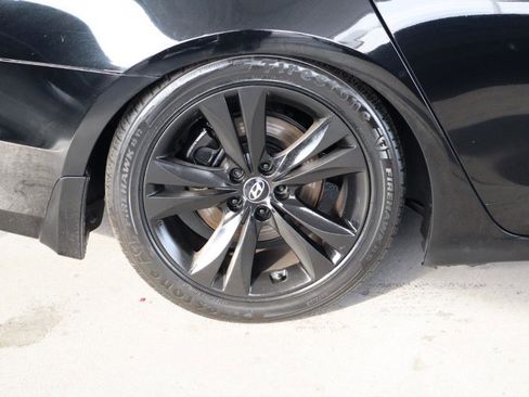 Used 2017 Acura TLX V6 FWD image 5